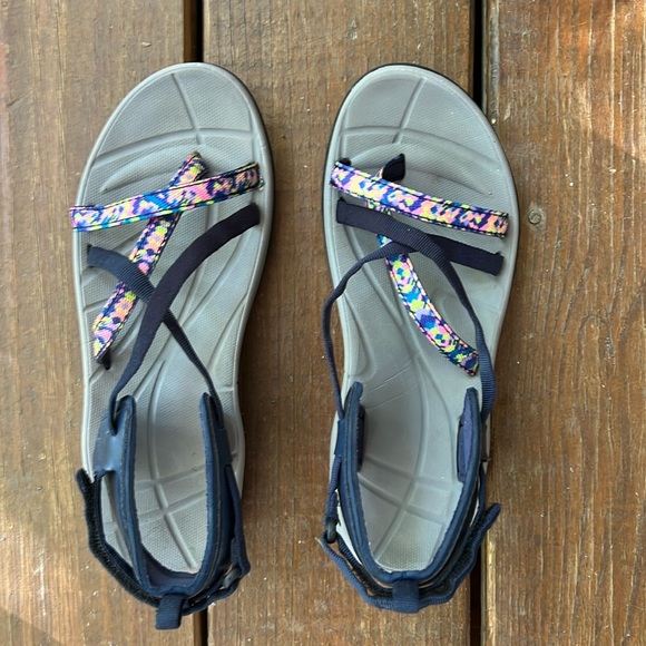 Northside Sandals Size 7 - Picture 2 of 9